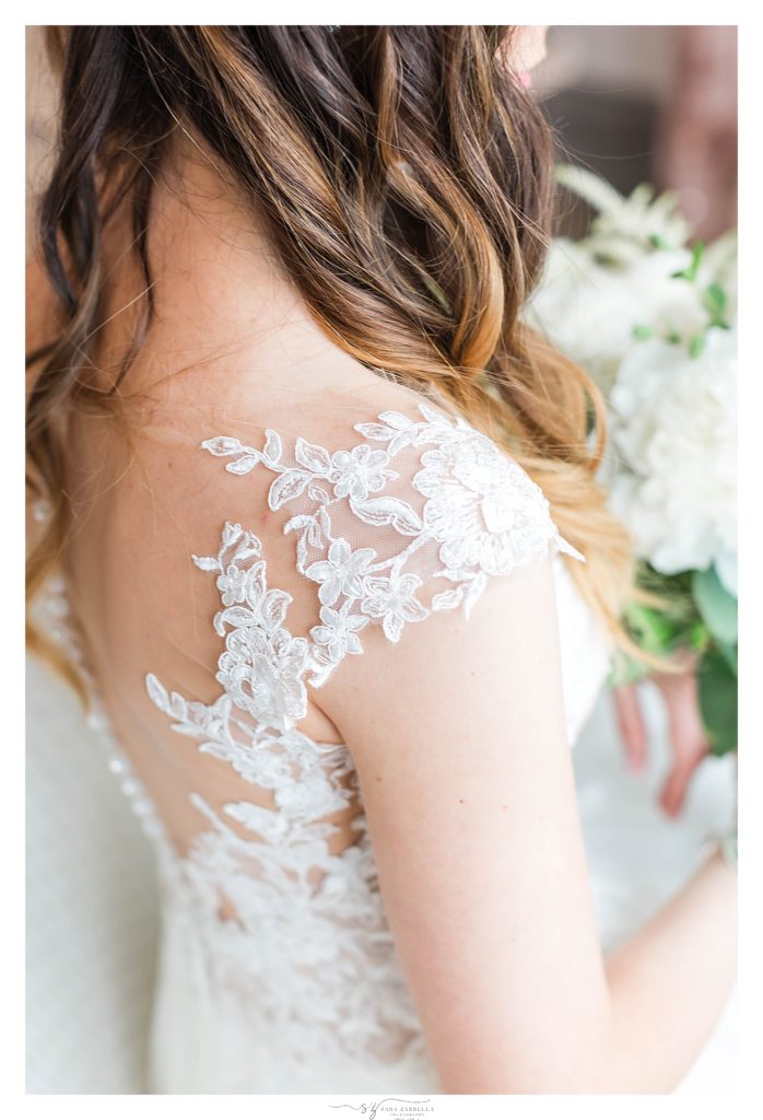 lace details on Stella York gown photographed by wedding photographer Sara Zarella Photography