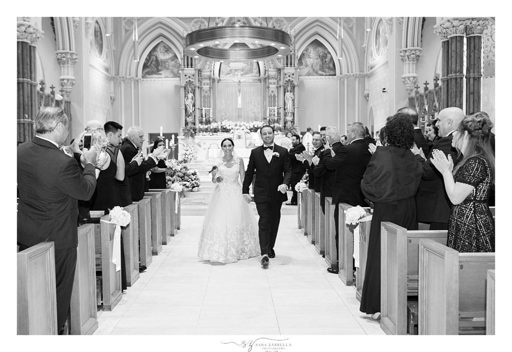wedding ceremony by Providence RI wedding photographer Sara Zarrella Photography