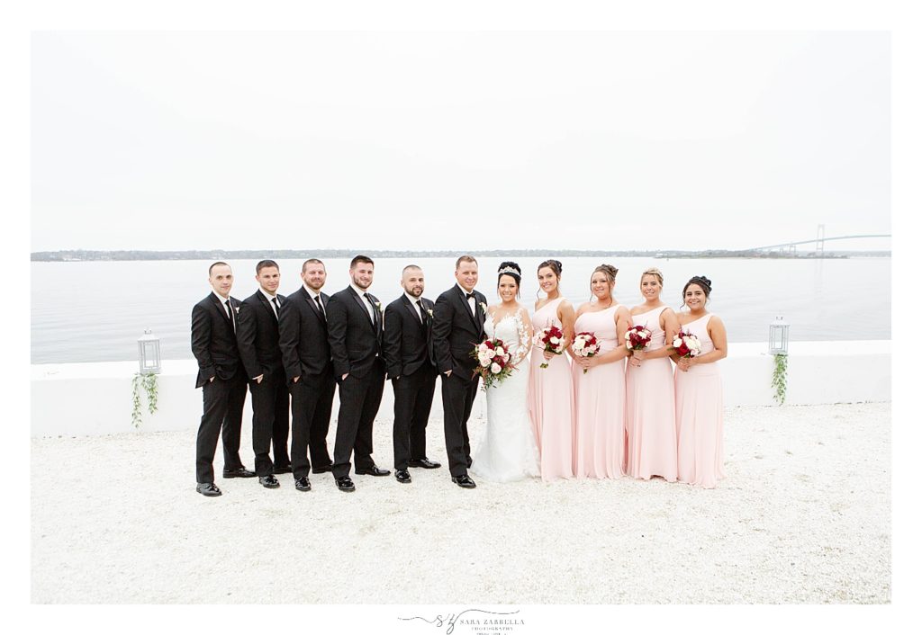 wedding party photographed at Island House by wedding photographer Sara Zarrella Photography
