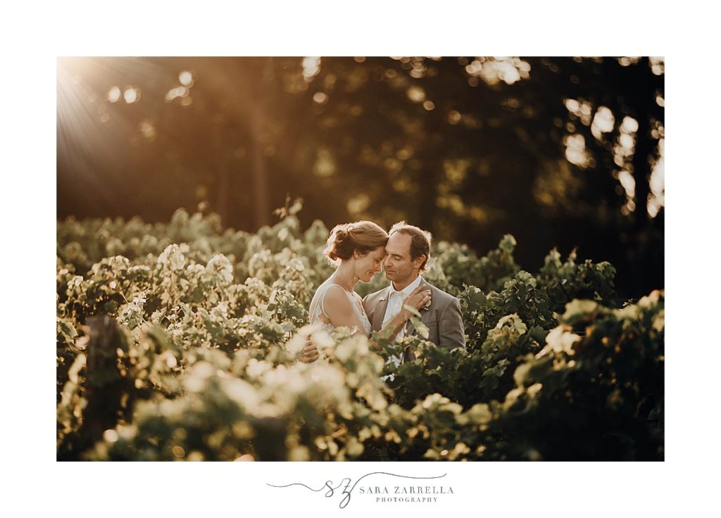 Dramatic Greenvale Vineyard wedding photos by Sara Zarrella Photography