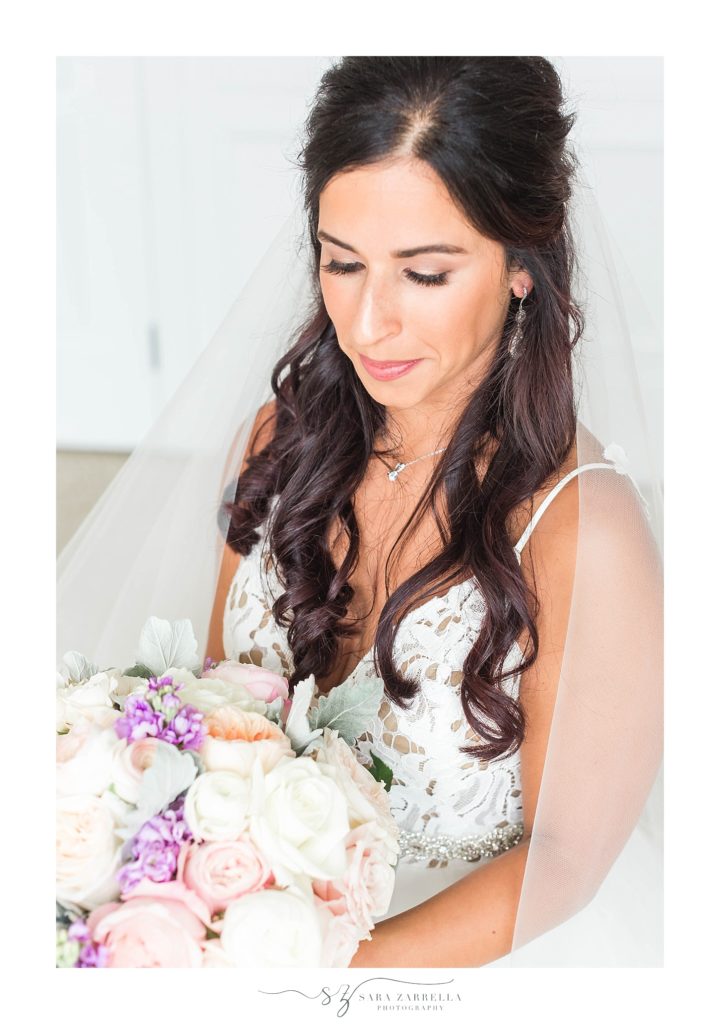 classic Rhode Island bridal portrait with Sara Zarrella Photography