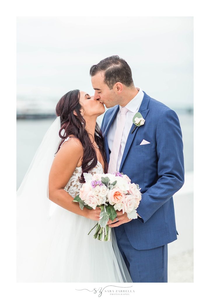 romantic wedding photos at Belle Mer with Sara Zarrella Photography