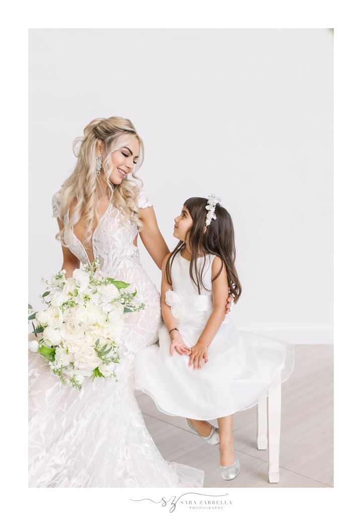 Sara Zarrella Photography photographs mother and daughter on wedding day