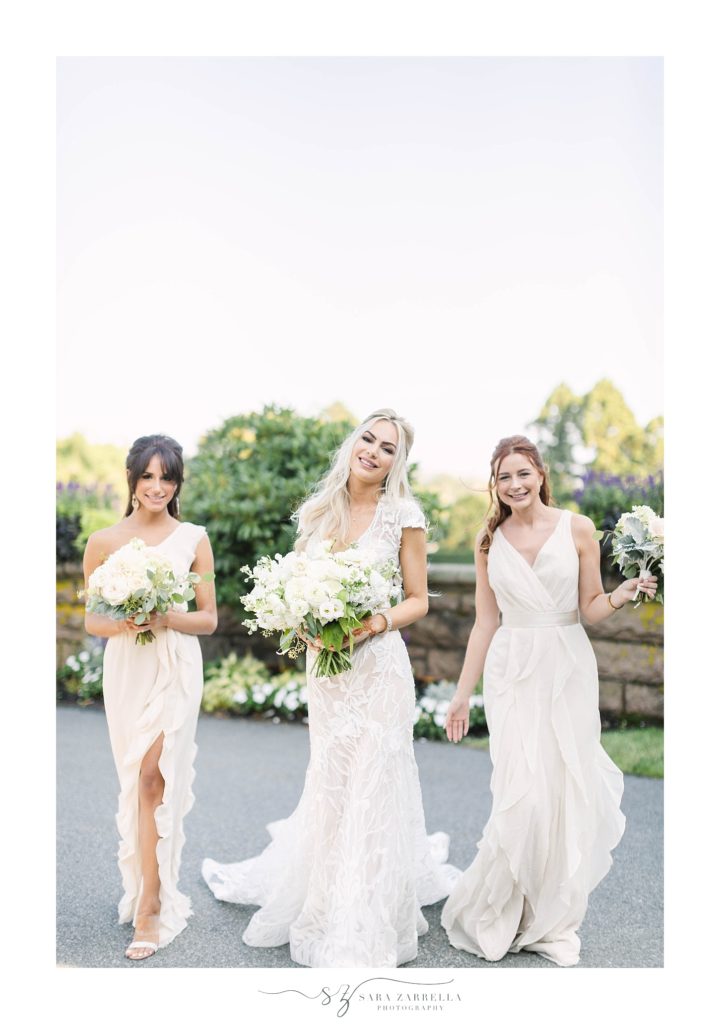 Newport RI bridesmaids photographed by Sara Zarrella Photography