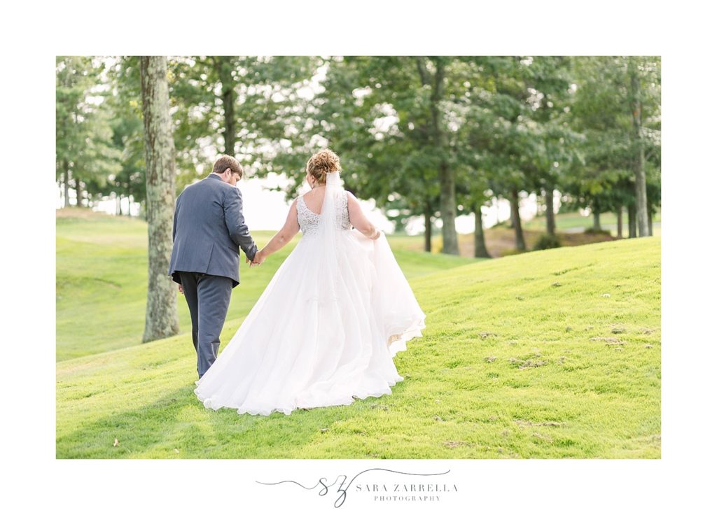 Crystal Lake Golf Club wedding day photographed by Sara Zarrella Photography