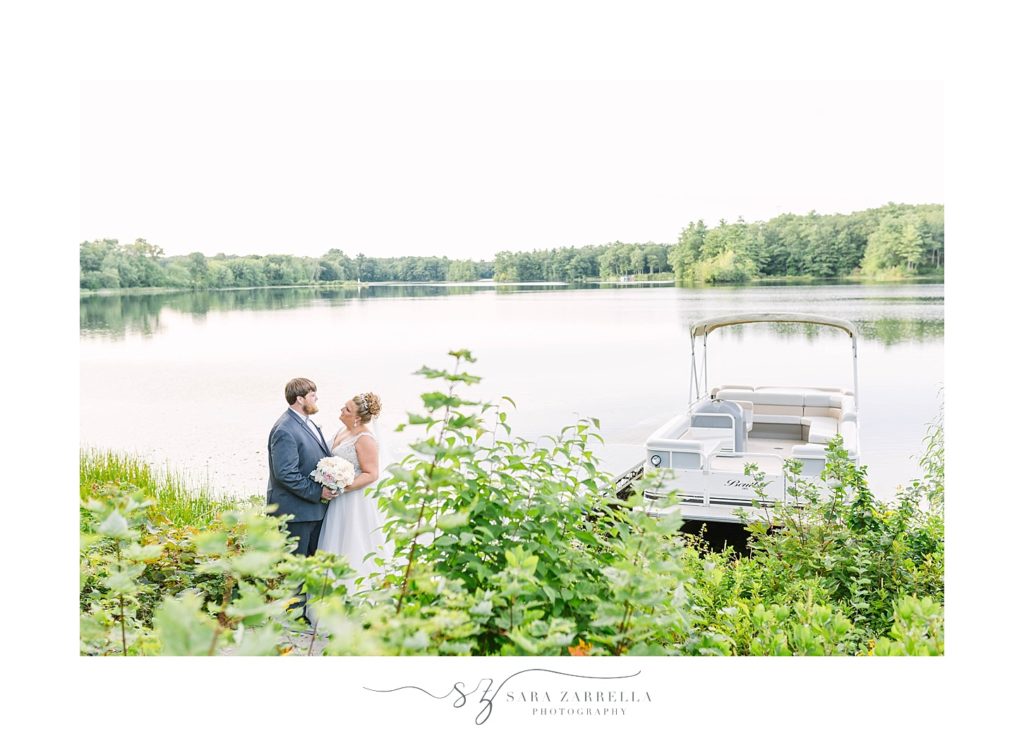 lake front wedding photos with Sara Zarrella Photography