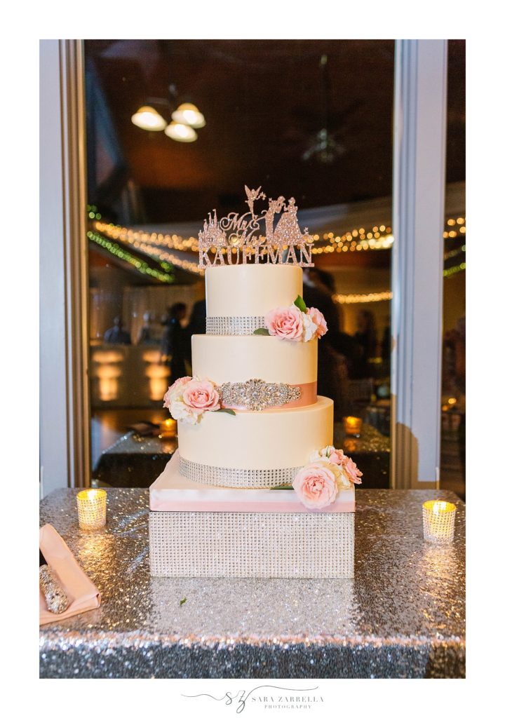 wedding cake photographed by Sara Zarrella Photography