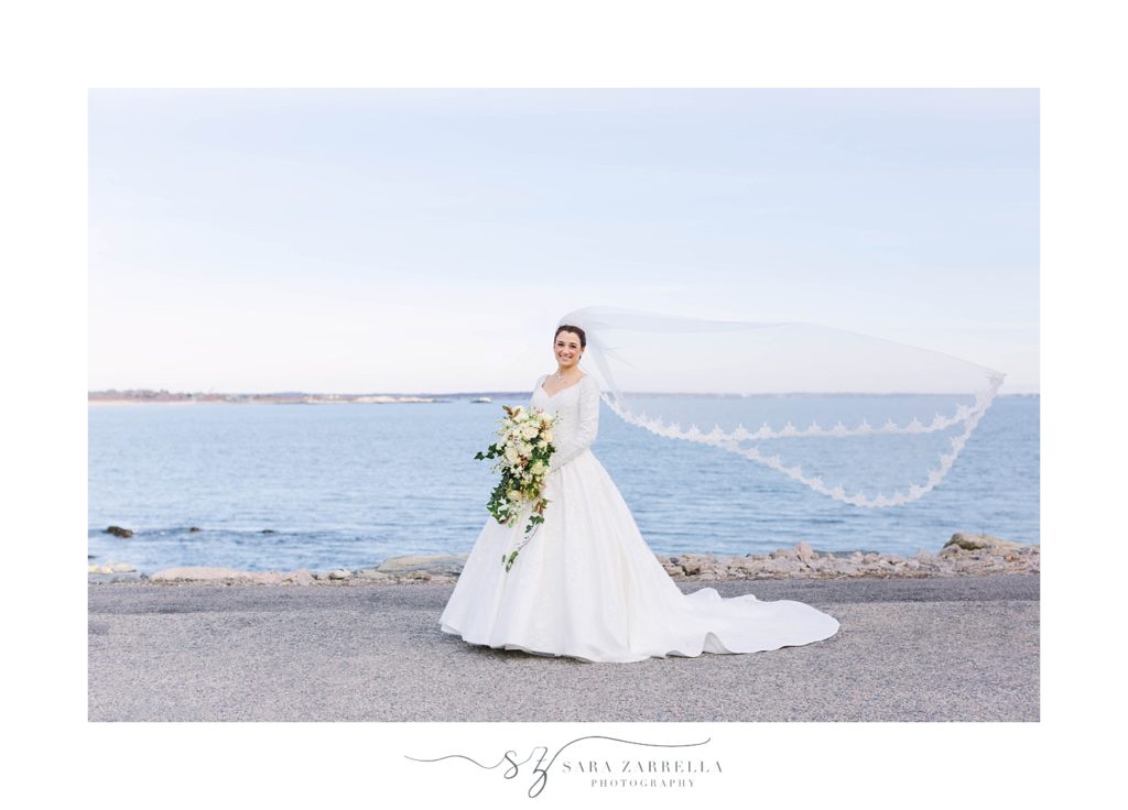 waterfront bridal portraits in the winter with Sara Zarrella Photography