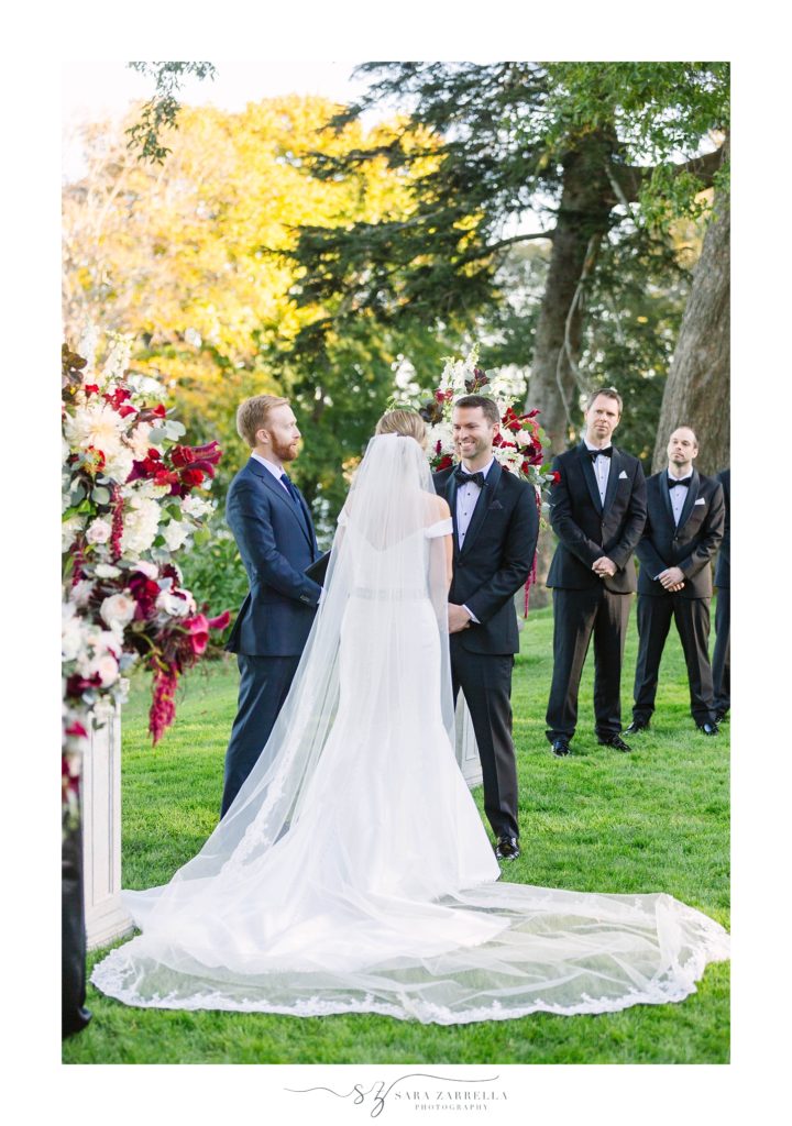 wedding ceremony at Glen Manor House with Sara Zarrella Photography