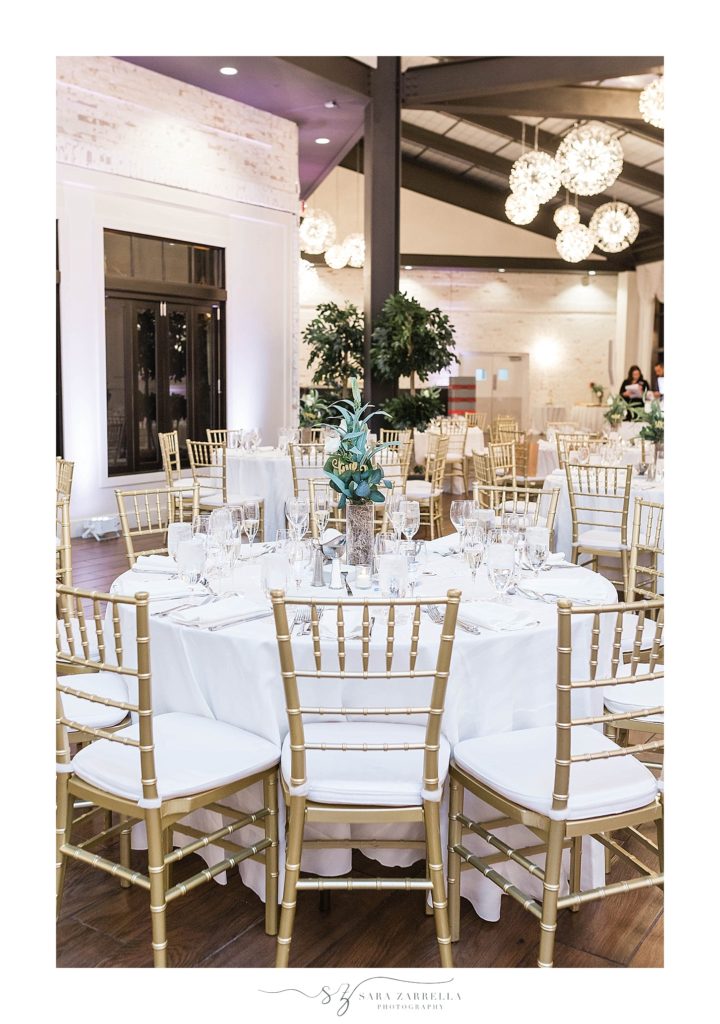 Sara Zarrella Photography captures Crowne Plaza wedding reception details