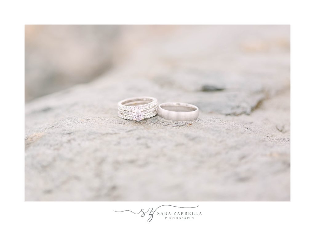 Sara Zarrella Photography captures wedding rings on the rocks