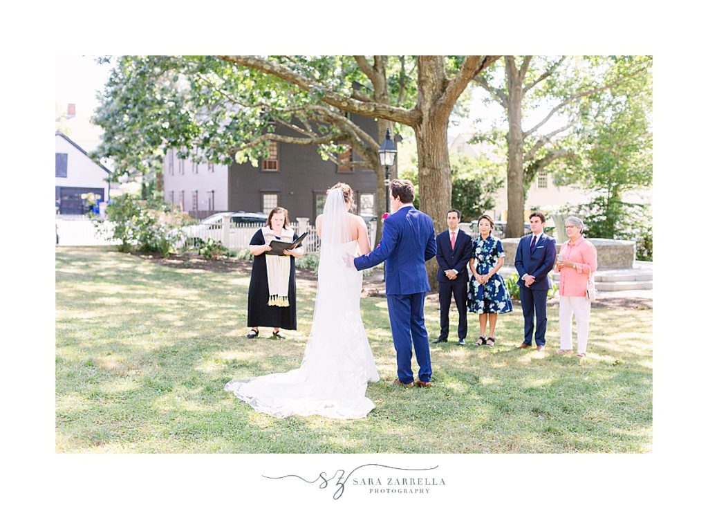 Thames Street wedding ceremony in local park