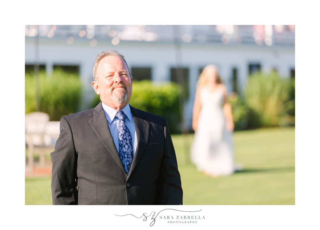 dad waits for bride during first look