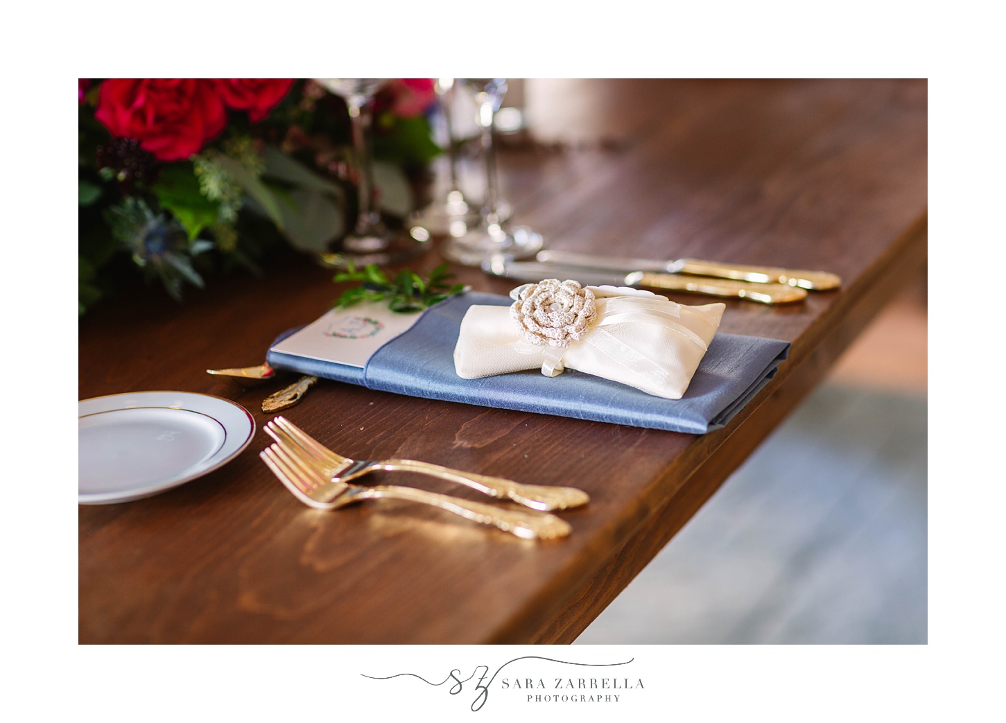place setting with blue napkins