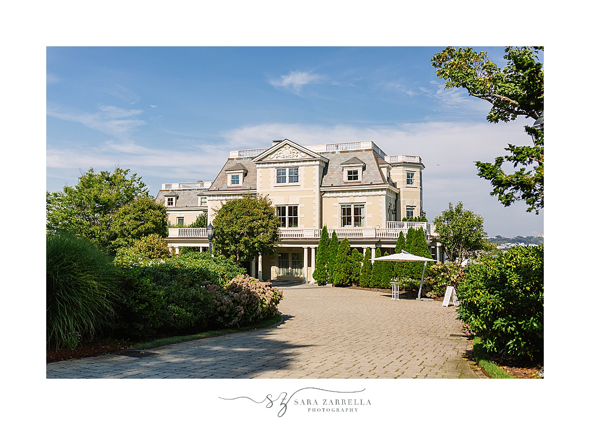 The Chanler at Cliff Walk photographed by Sara Zarrella Photography