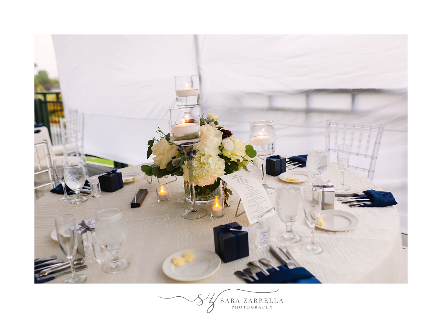 Kirkbrae Country Club wedding reception centerpieces with navy napkins