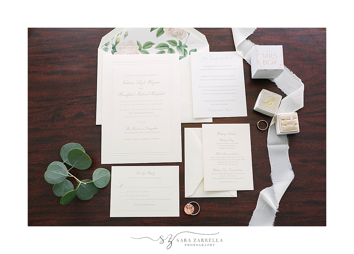 details for classic Blithewold Mansion wedding