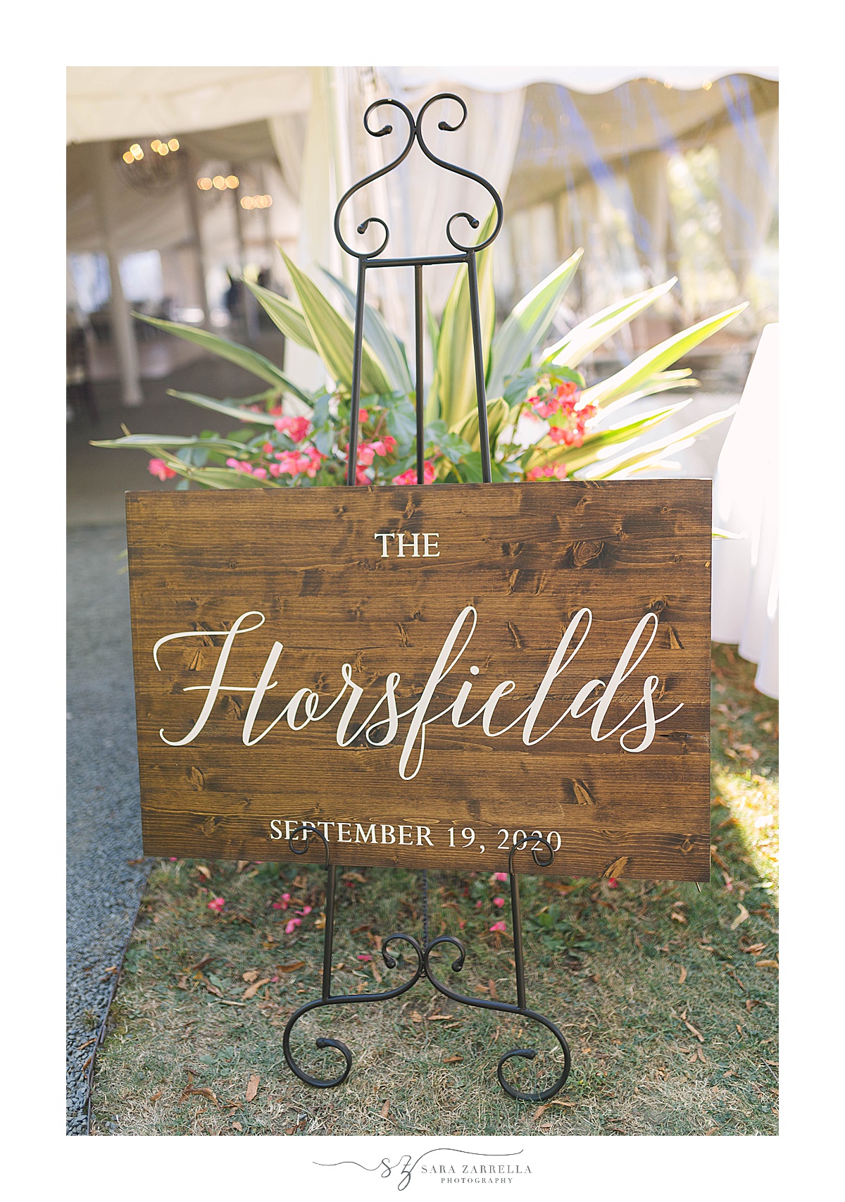 rustic welcome sign for wedding