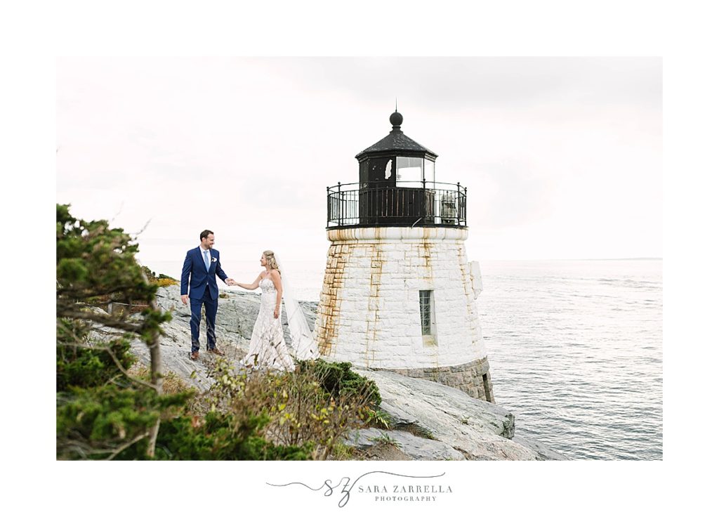 Castle Hill Lighthouse portraits of bride and groom 