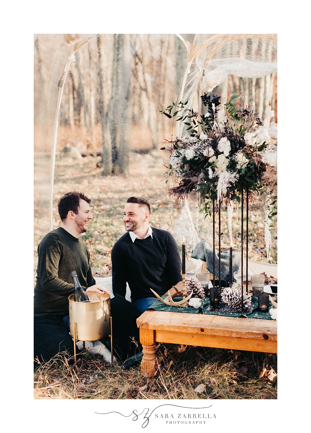 couple celebrates cozy winter proposal at Gerald's Farm