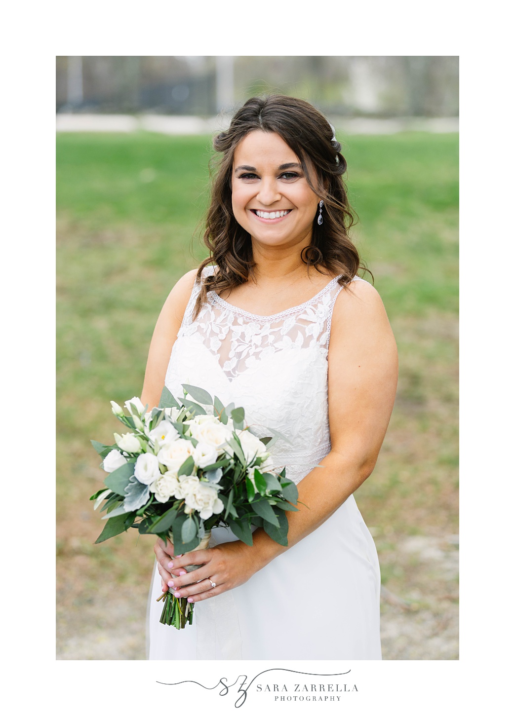 classic bridal portrait at Kirkbrae Country Club