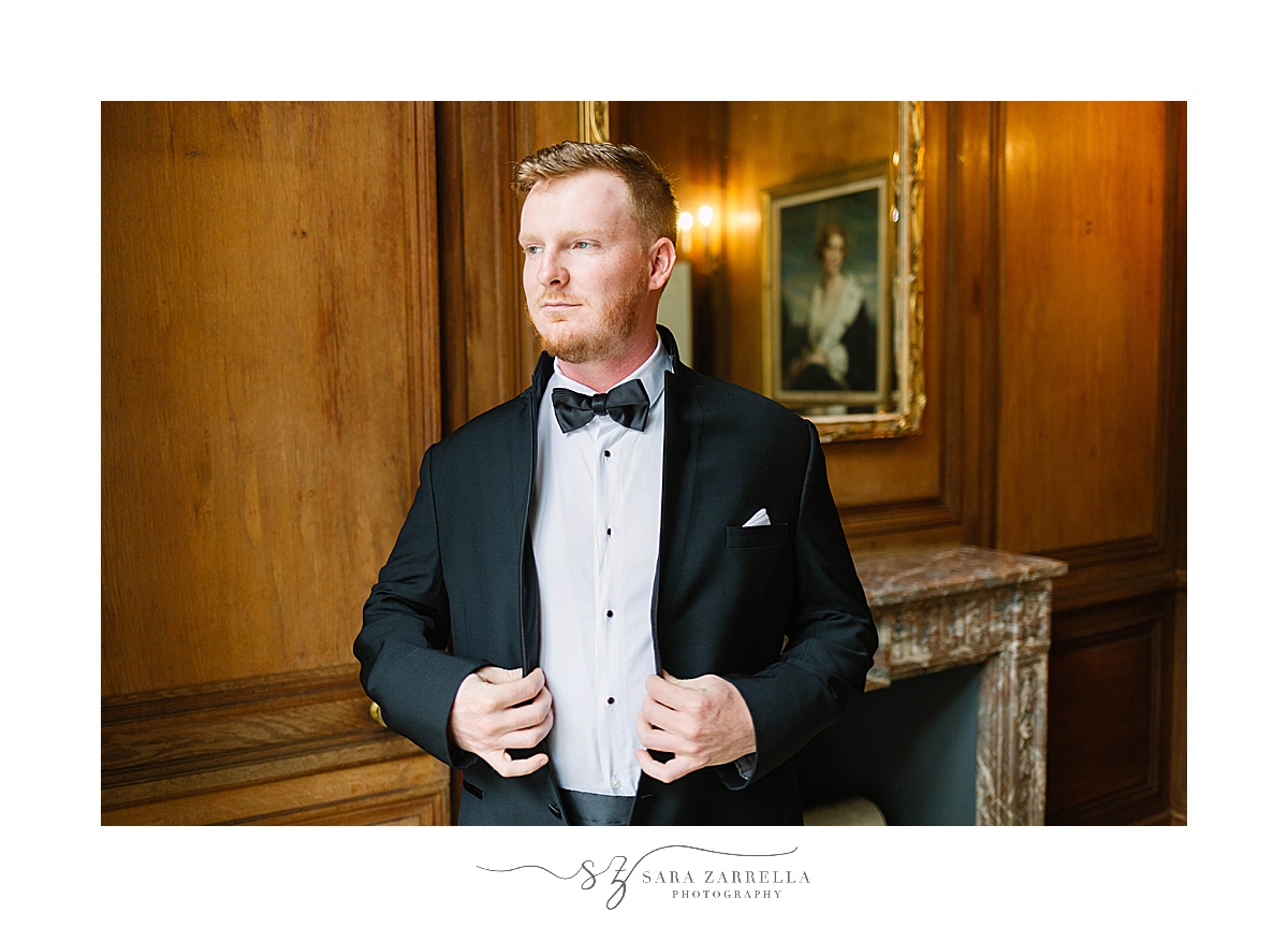 groom prepares for wedding day at Glen Manor House