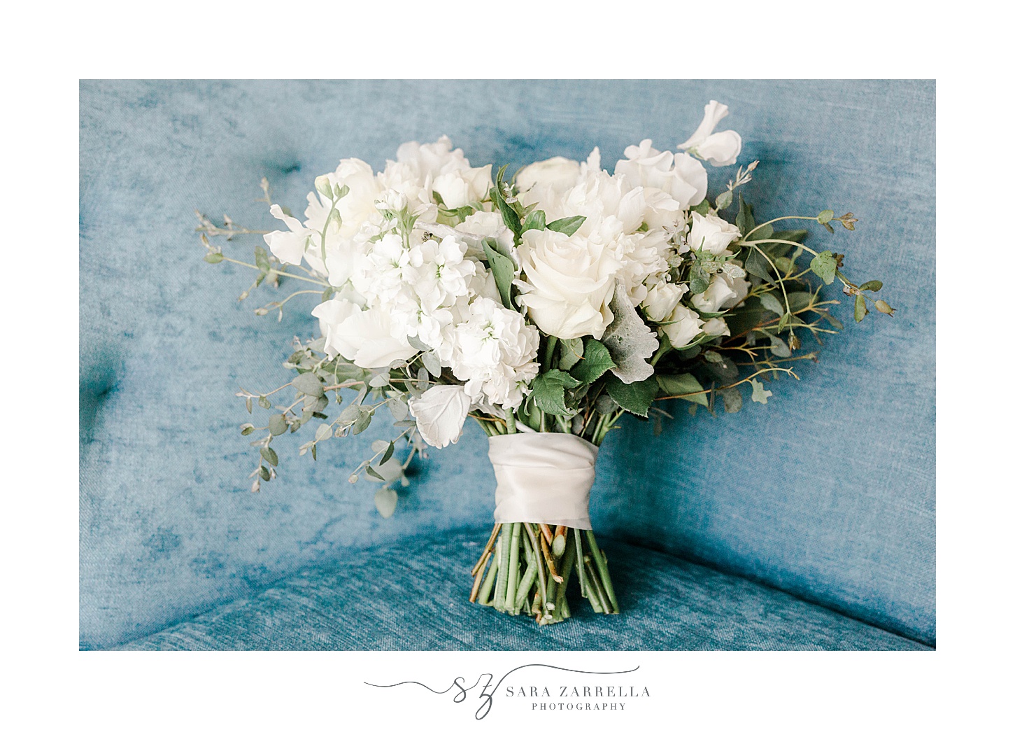 white bridal bouquet in Newport RI