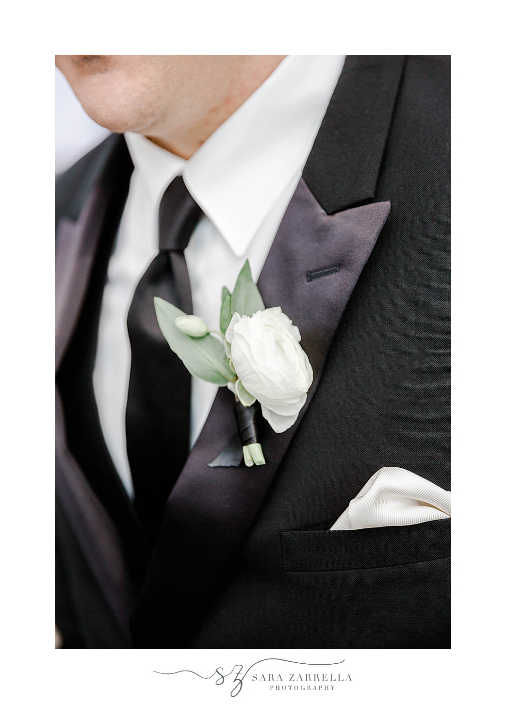 groom's white boutonniere for RI wedding day