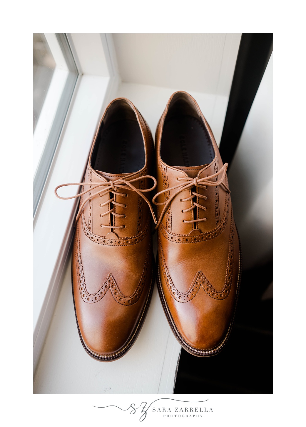 groom's brown shoes for RI wedding day