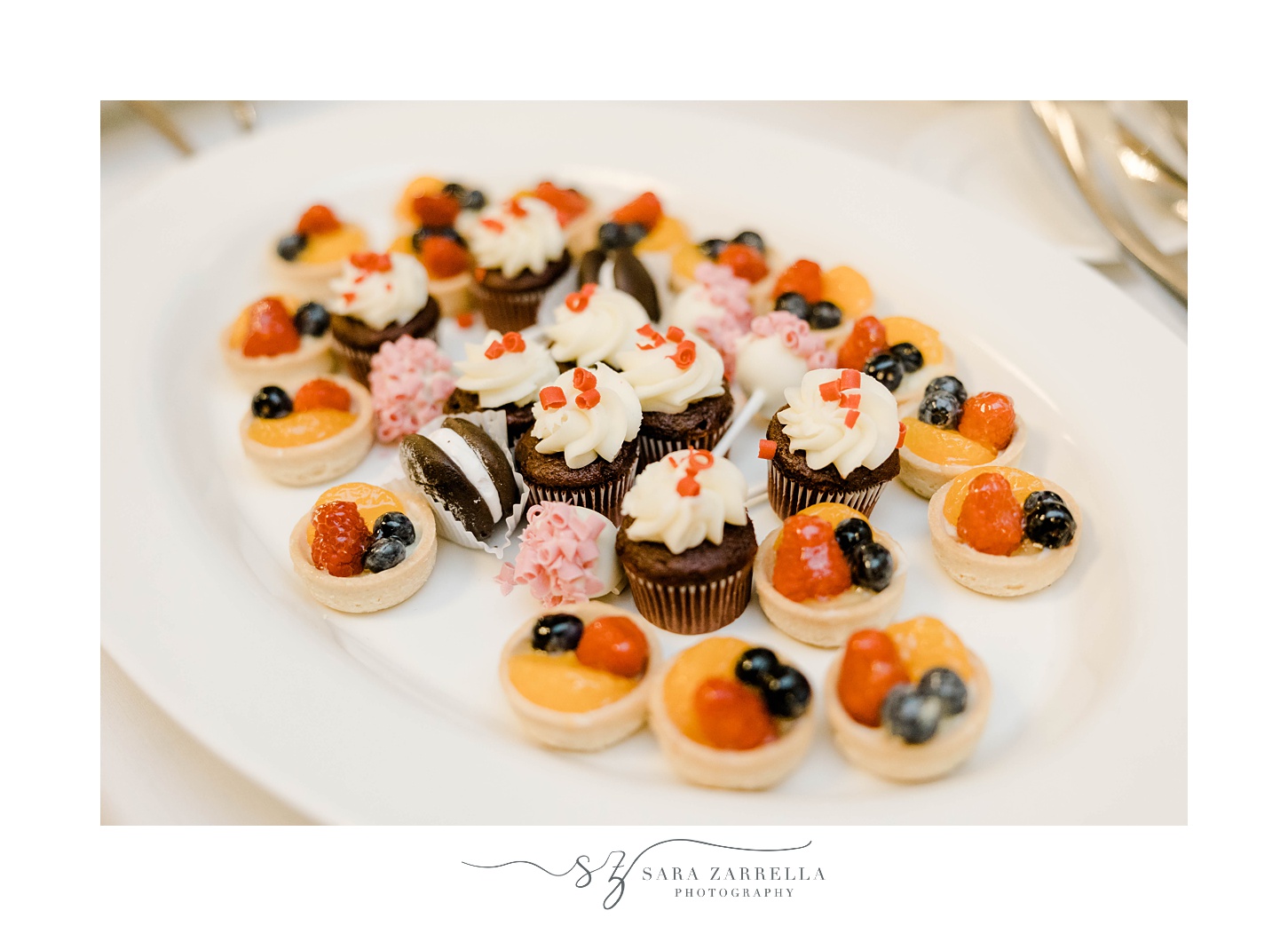 finger desserts for NYE wedding at Belle Mer