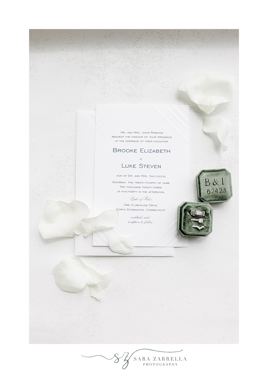 stationery set with green ring box for Lake of Isles wedding