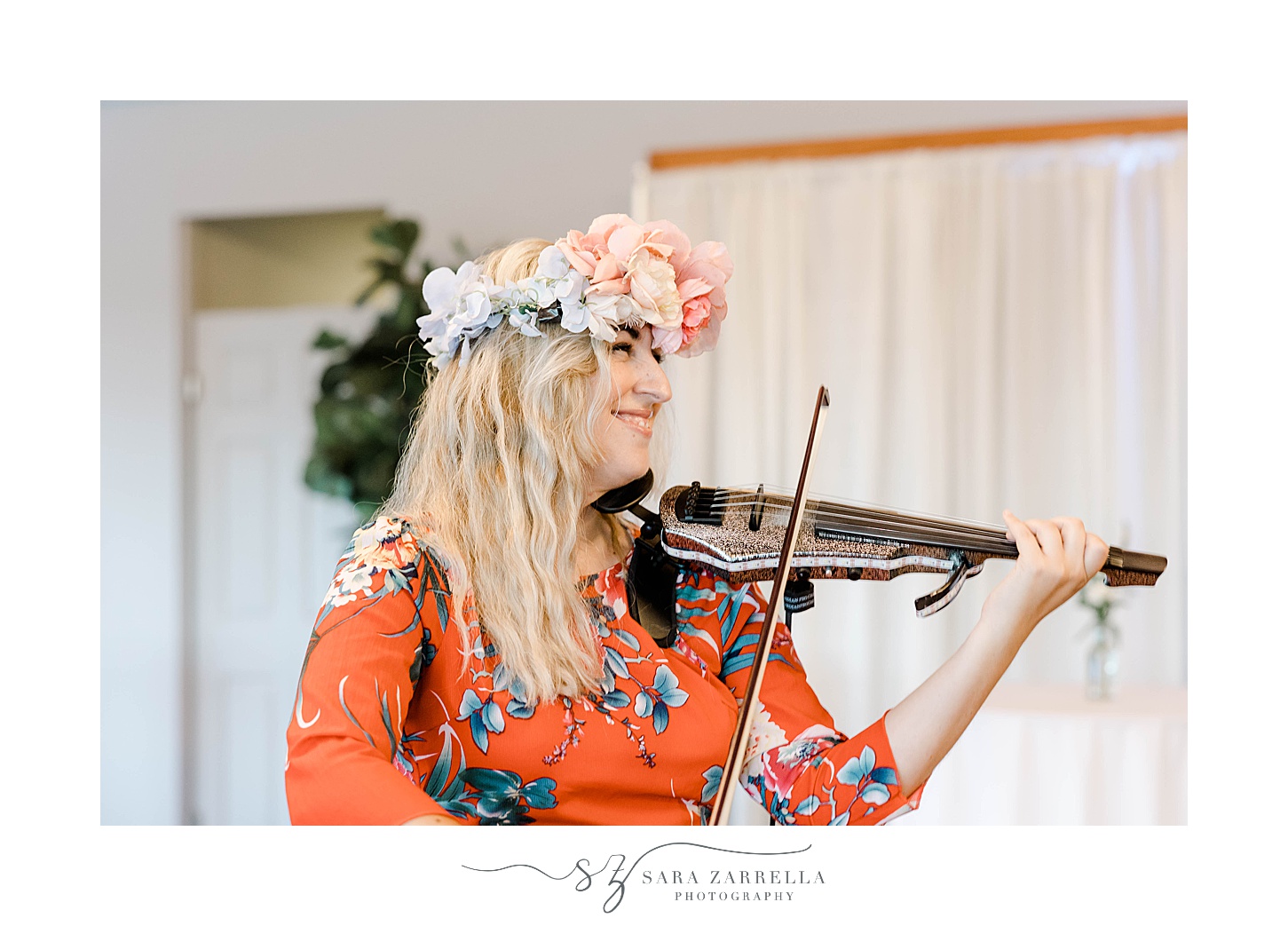 woman plays electric violin for RI wedding reception 