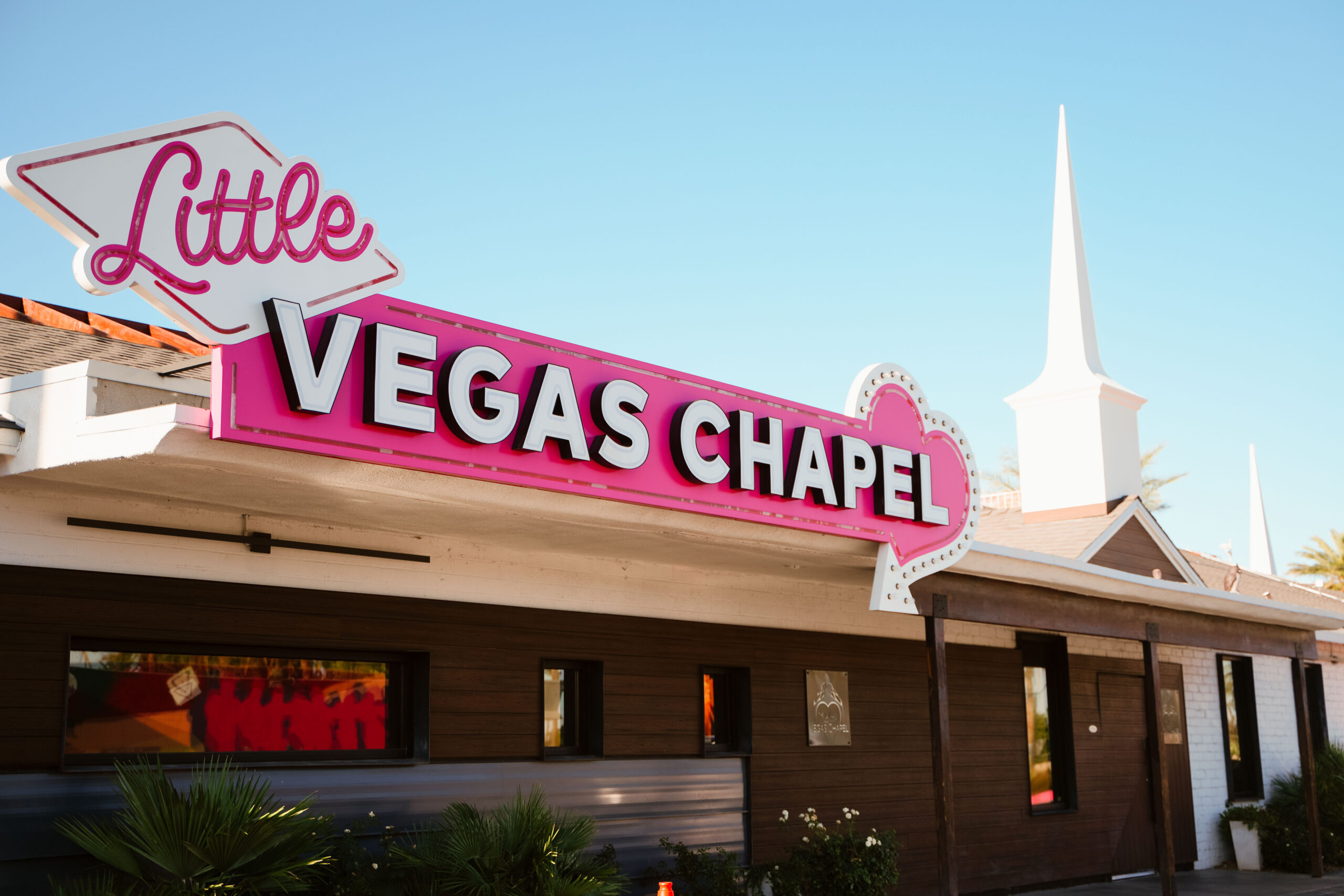 The Ultimate Vegas Wedding Experience: Interview with Elmer Turcios-Arriaza of The Little Vegas Chapel on Wedding Secrets Unveiled! Podcast