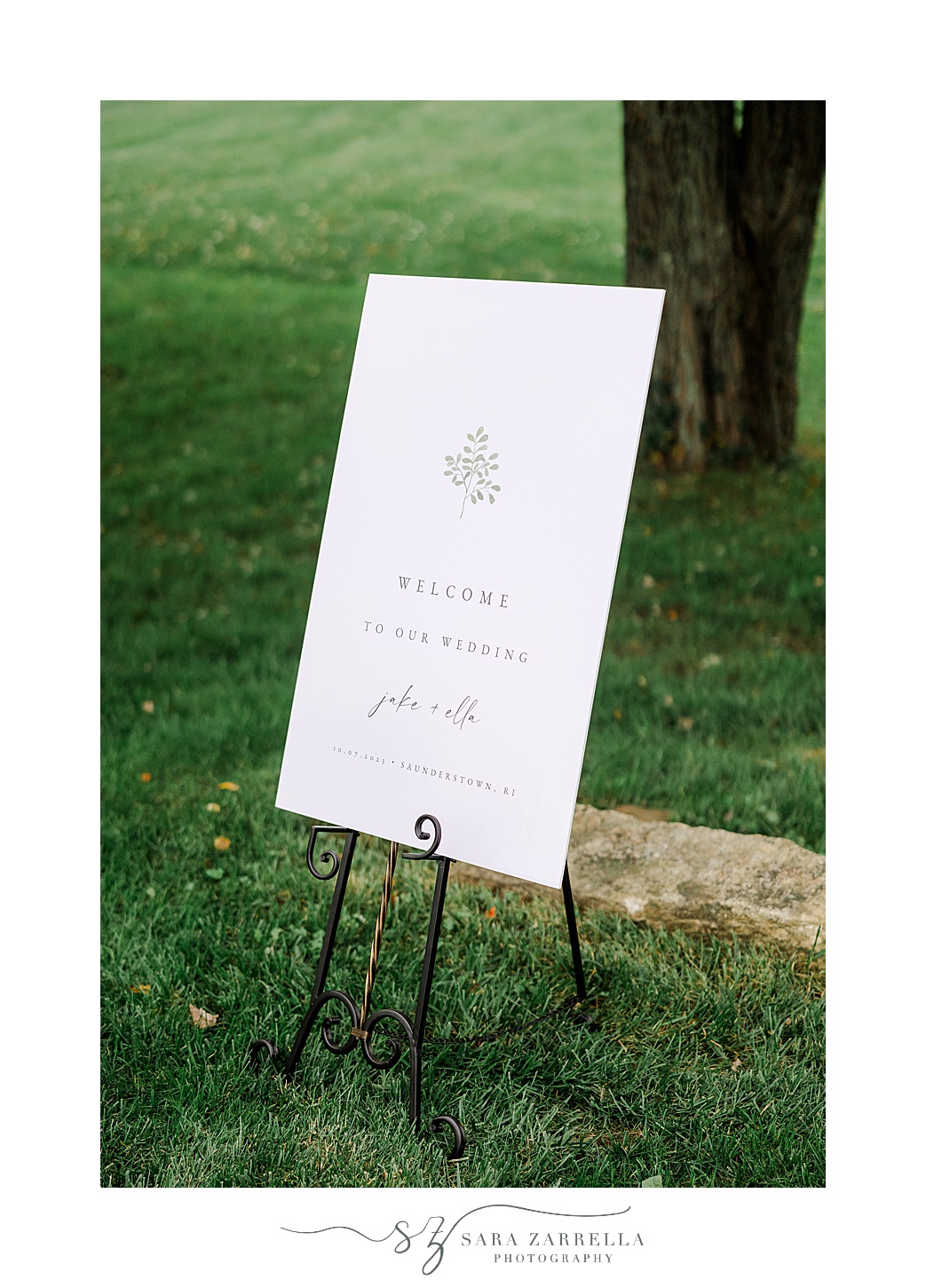 welcome sign for reception on lawn of Rhode Island private residence