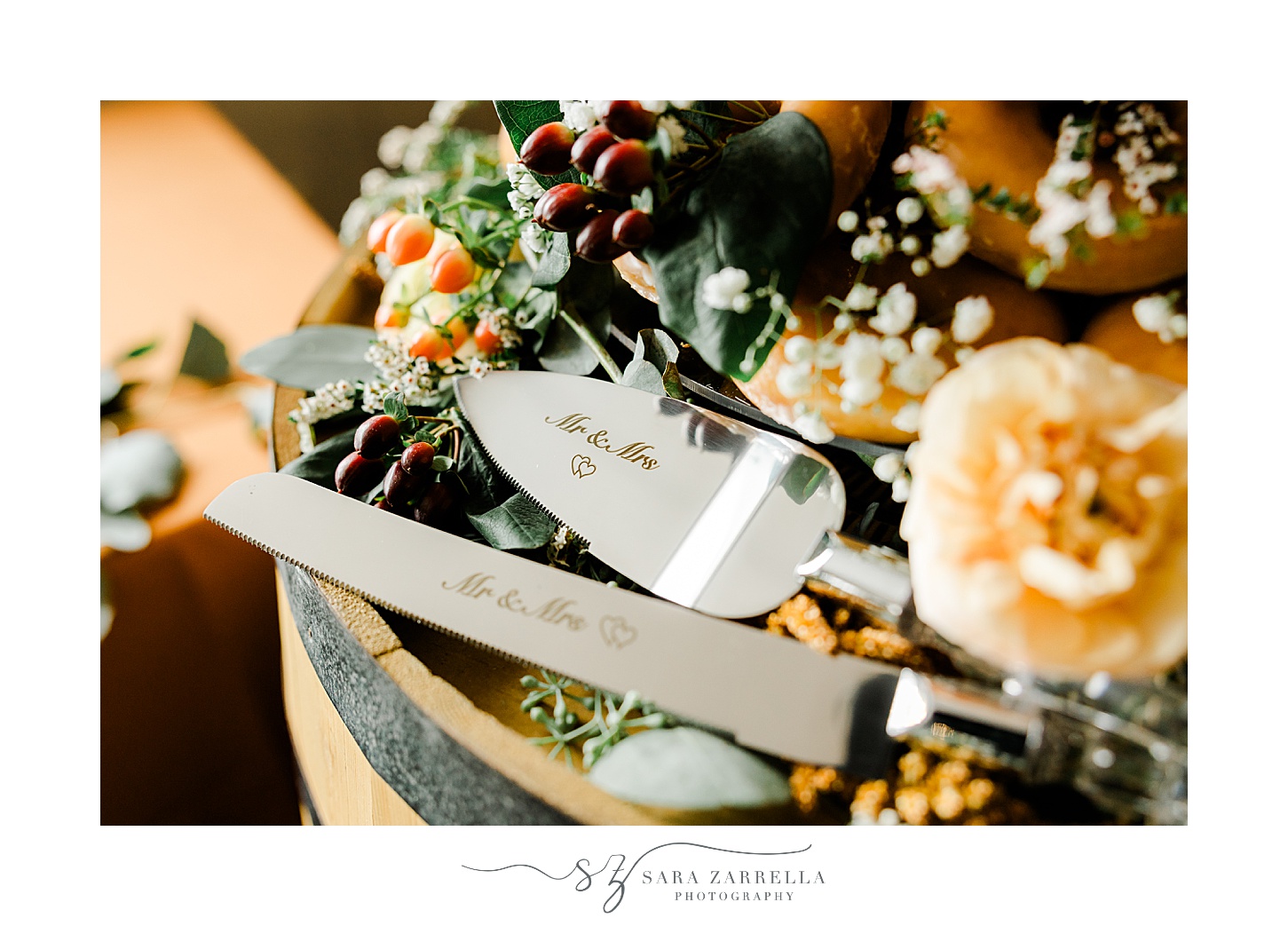 silver cake cutters for fall wedding reception at the Windjammer