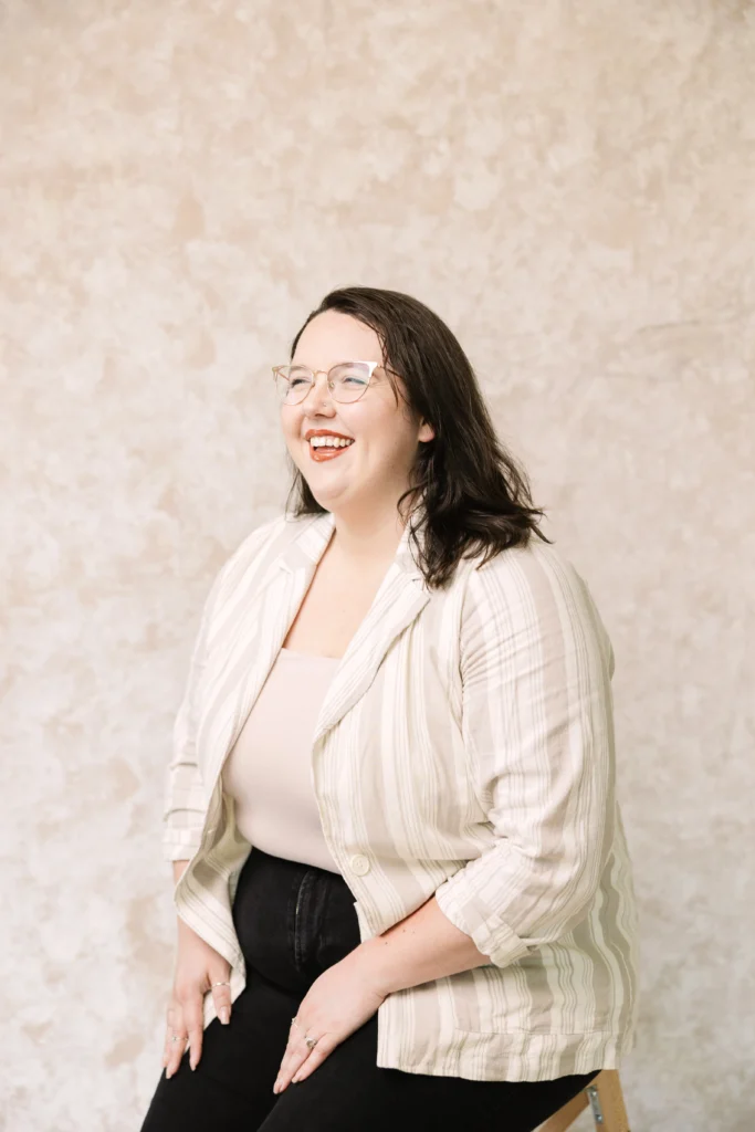 Navigating Food Allergies at Weddings- Wedding Secrets Unveiled Podcast- Studio Manager
