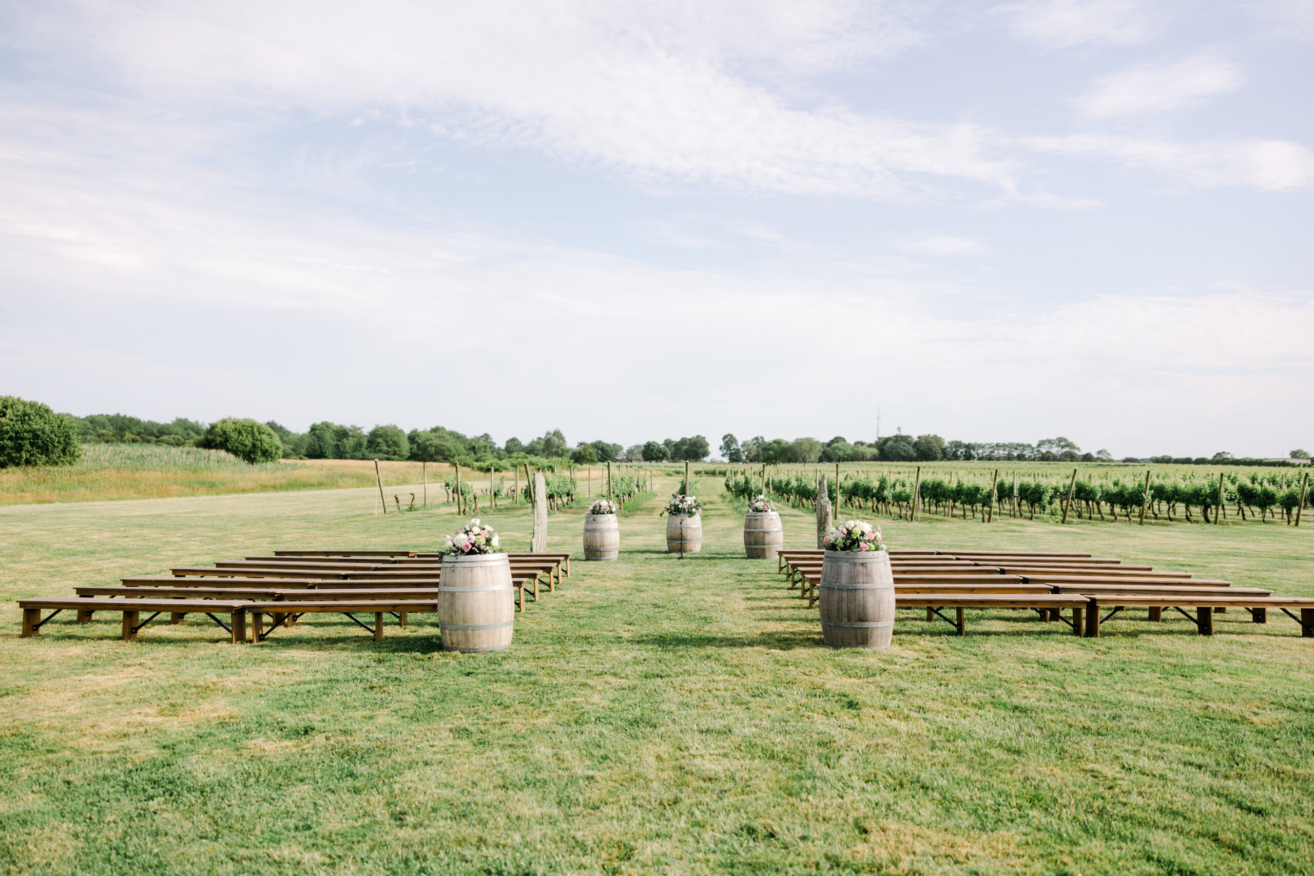 Newport Vineyard wedding ceremony outdoors