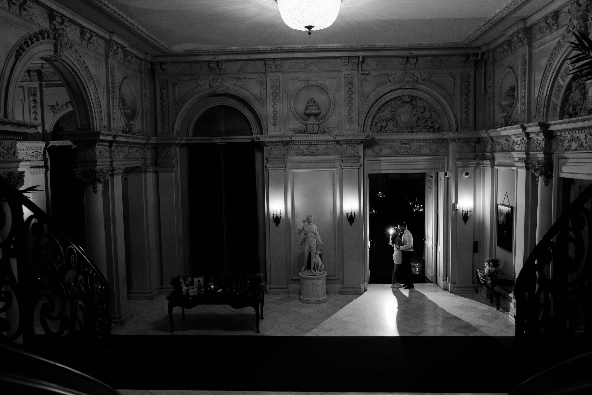 Rosecliff Mansion Wedding Photographer Sara Zarrella